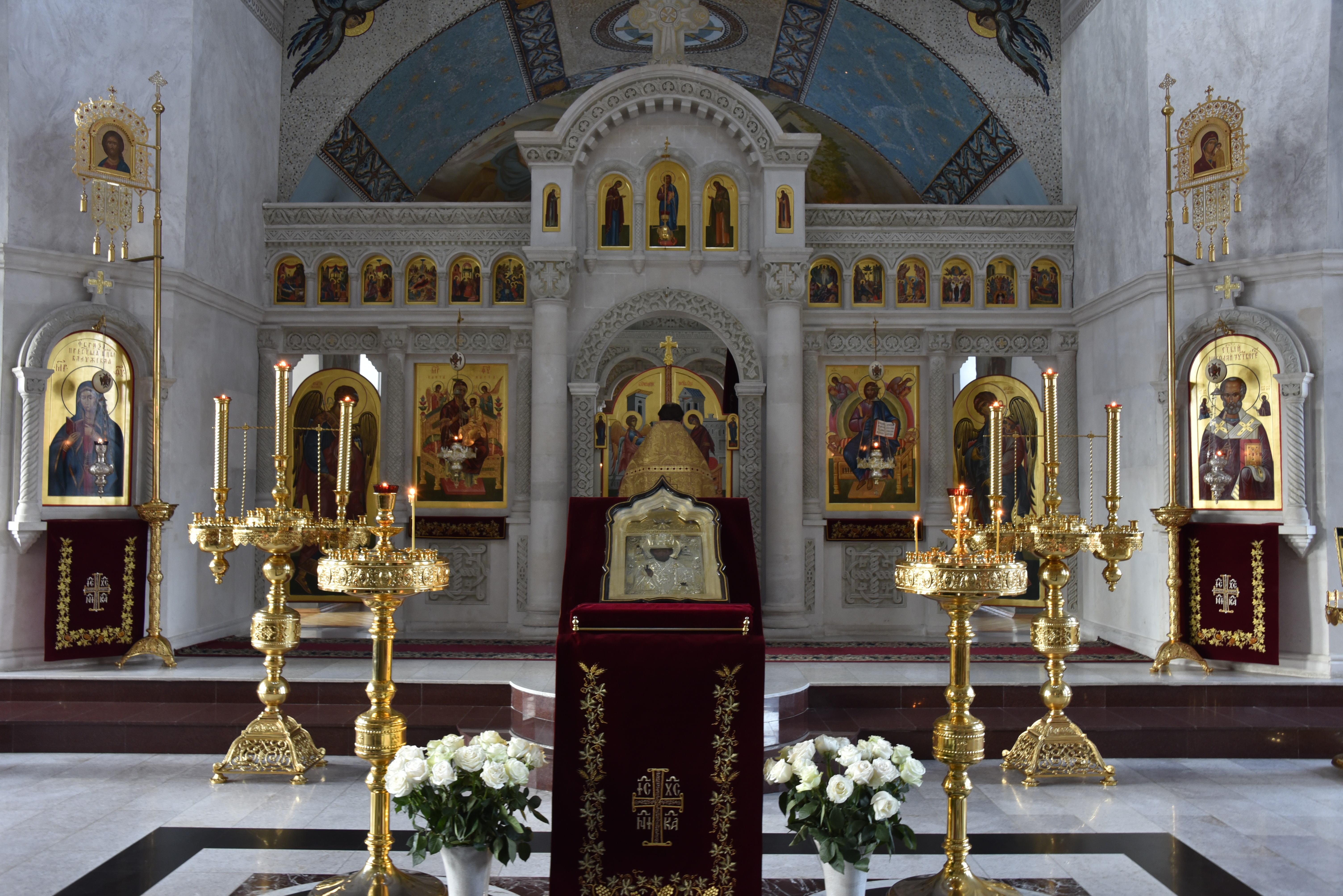 Хотьковский монастырь Никольский собор интерьер
